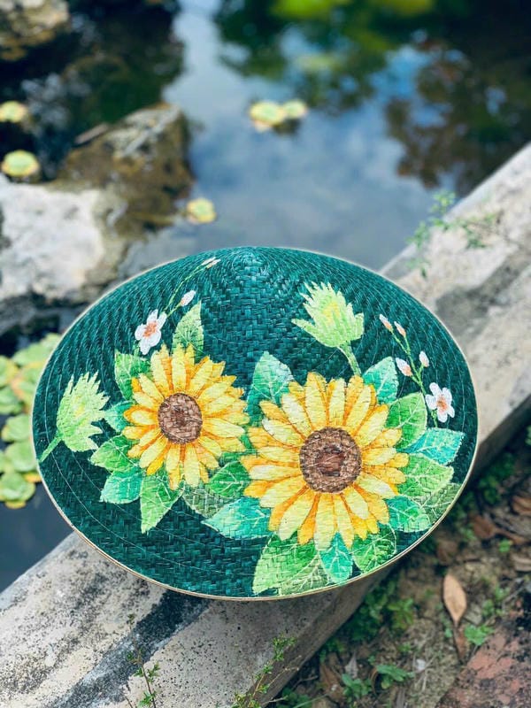 Trang trí nón lá (2)