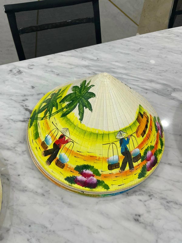 Trang trí nón lá (20)