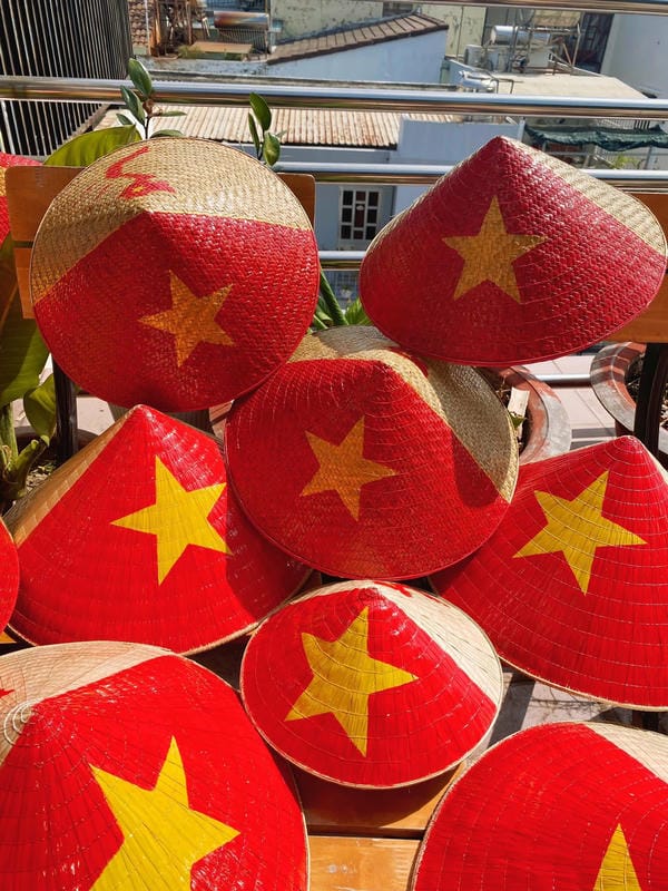 Trang trí nón lá (31)