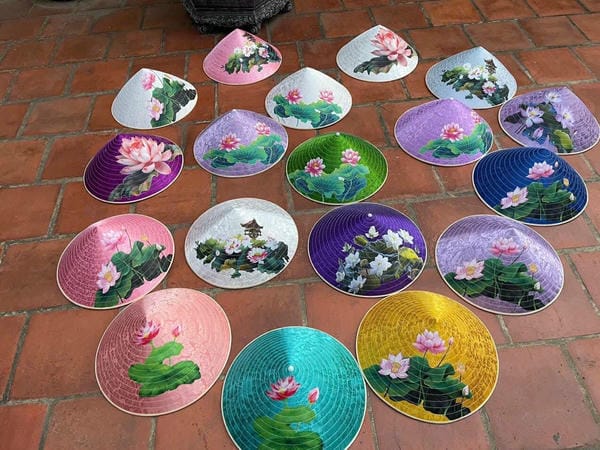 Trang trí nón lá (37)