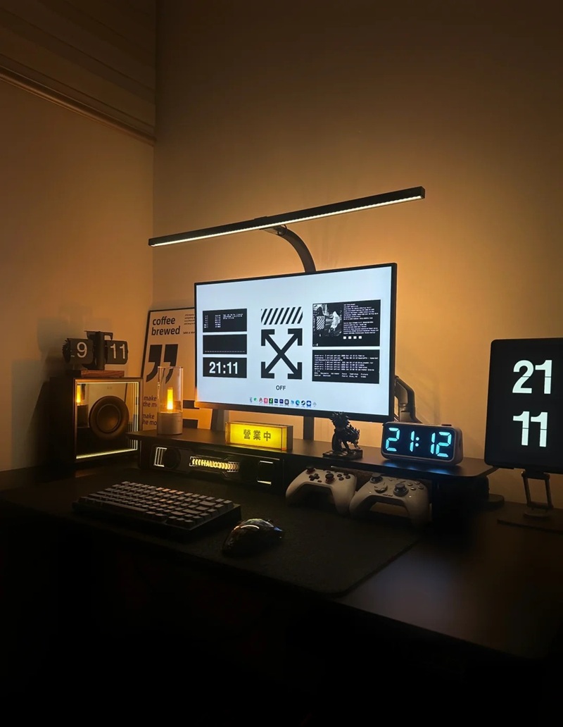 decor bàn máy tính gaming 36