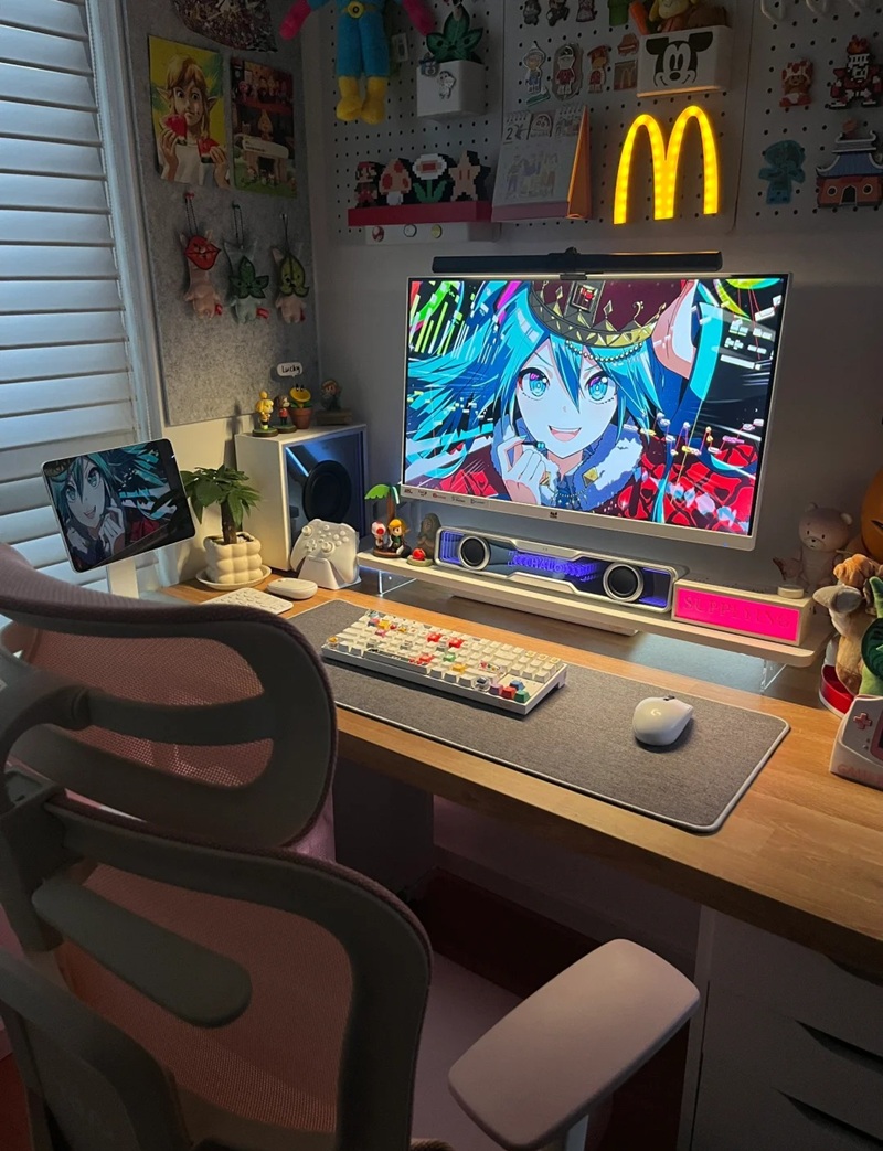 decor bàn máy tính gaming 37