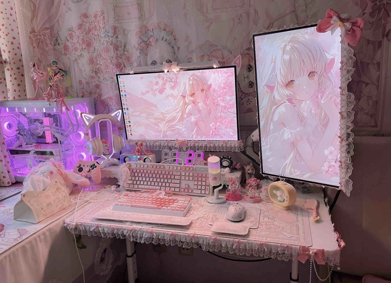 decor bàn máy tính gaming 5