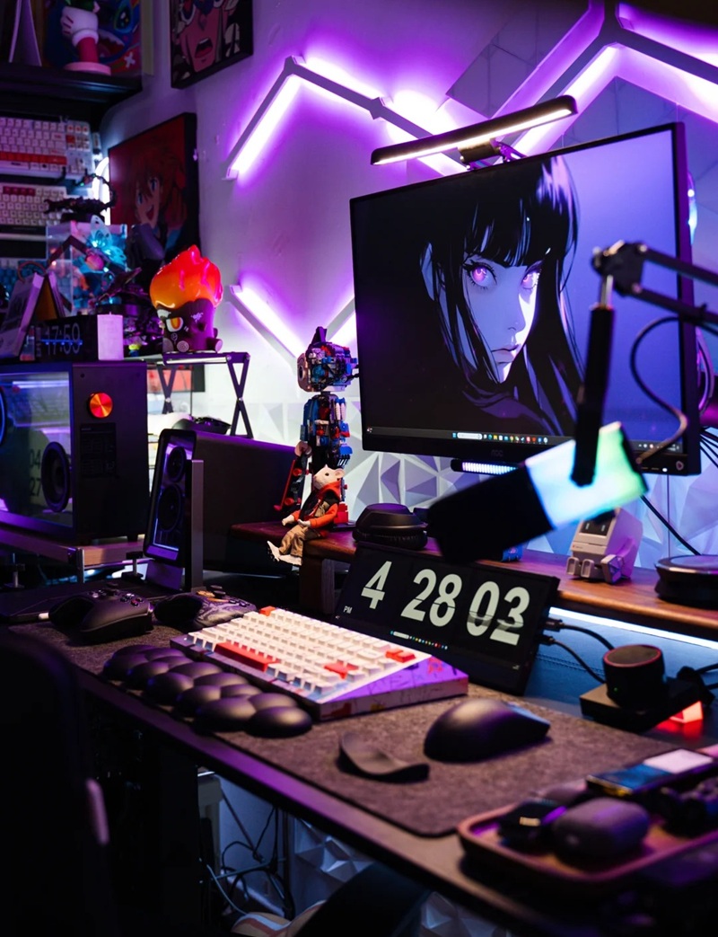 decor bàn máy tính gaming 8