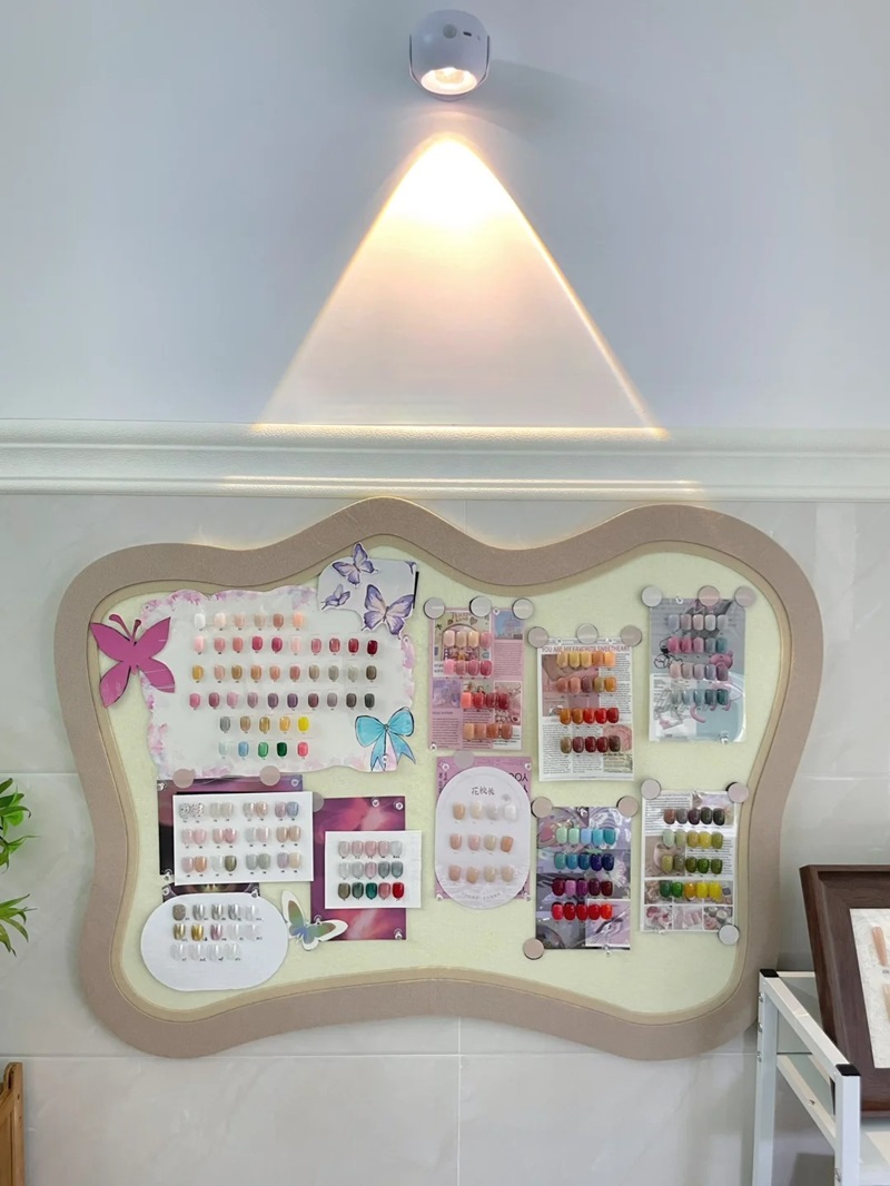 decor tiệm nail 19