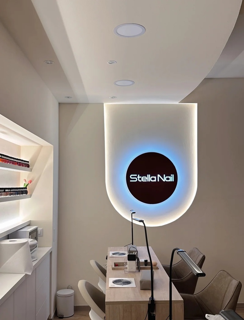 decor tiệm nail 35