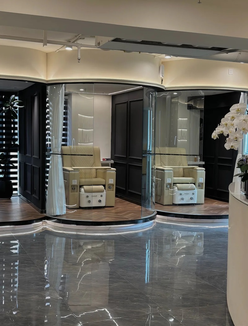 decor tiệm nail 37