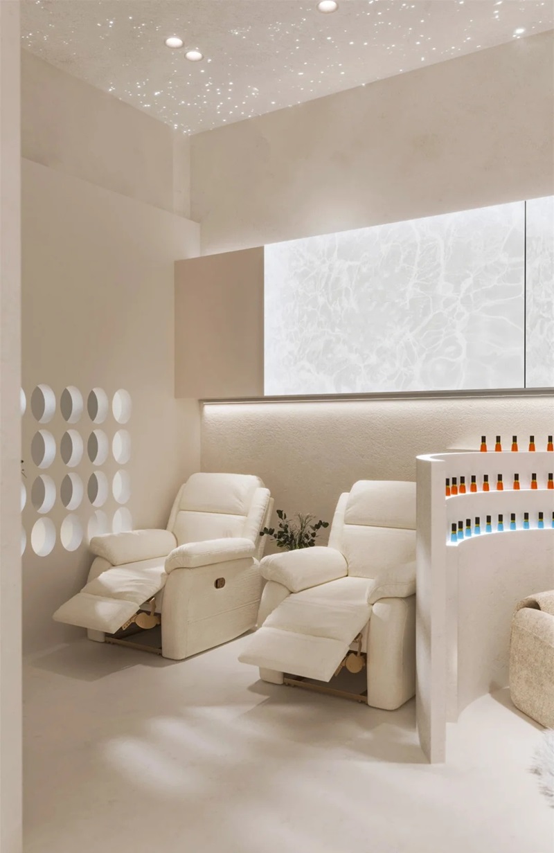 decor tiệm nail 40