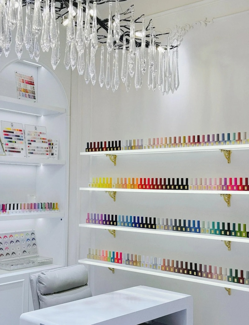 decor tiệm nail 8