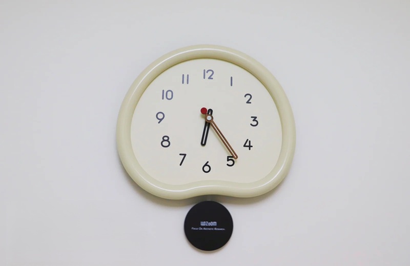 đồng hồ treo tường trang trí 36