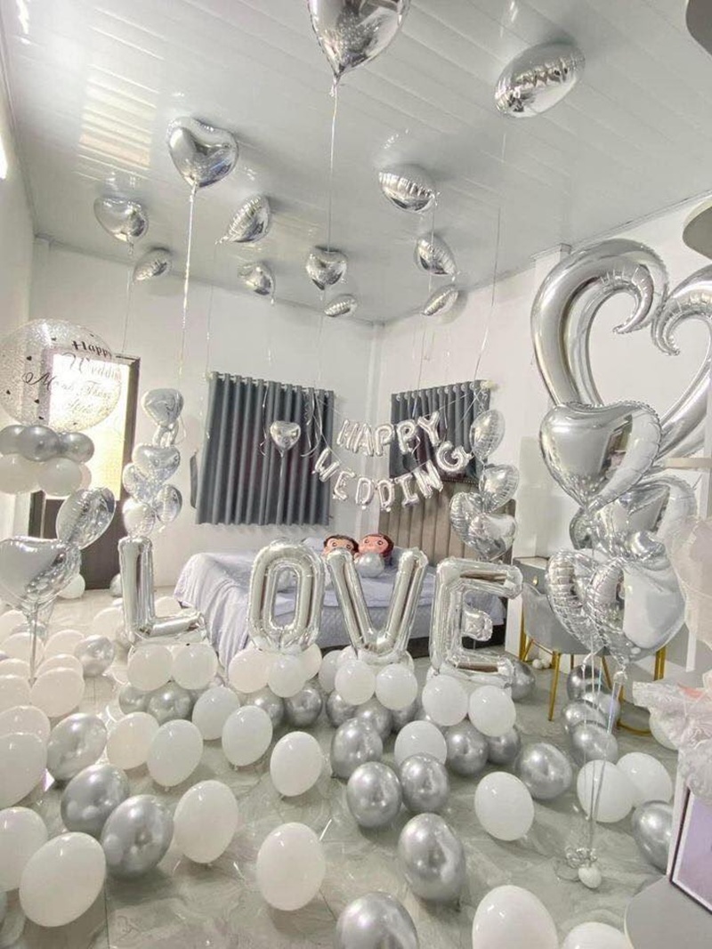 trang trí phòng cưới đơn giản