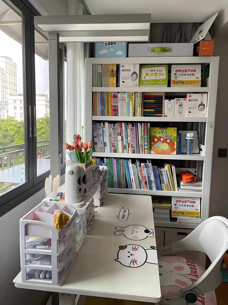 trang trí bàn học 36