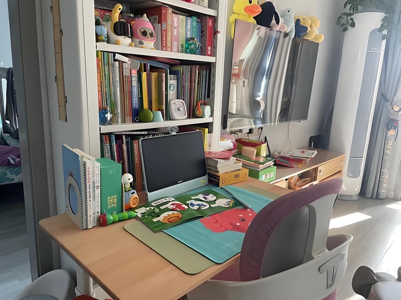 trang trí bàn học 39