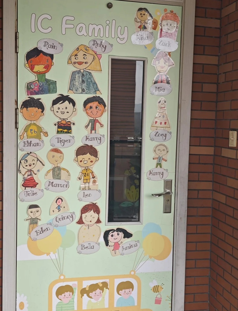 trang trí cửa lớp mầm non 17