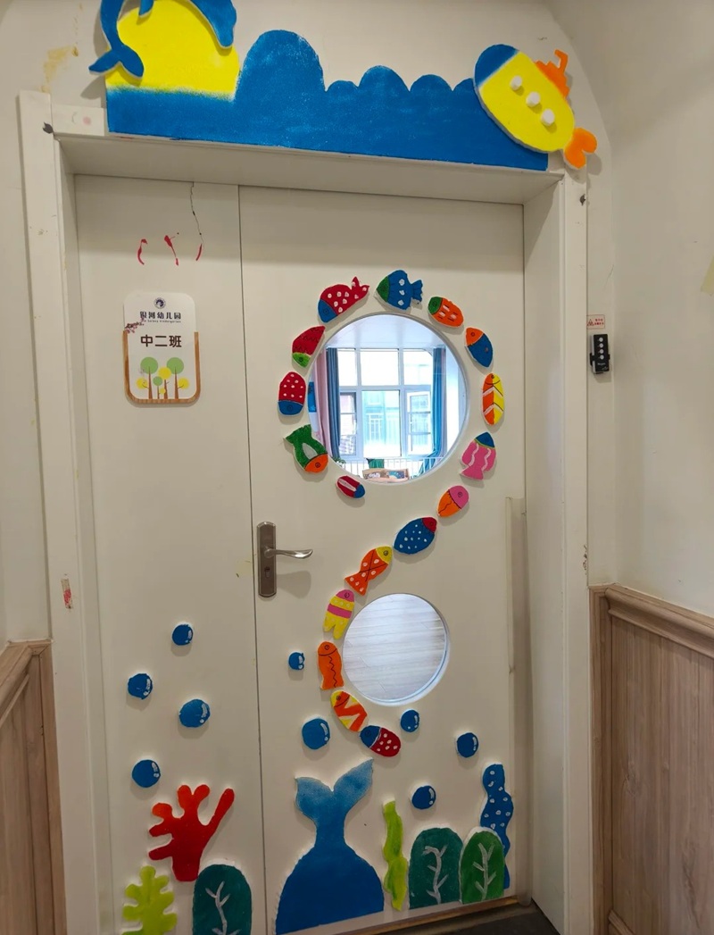 trang trí cửa lớp mầm non 37