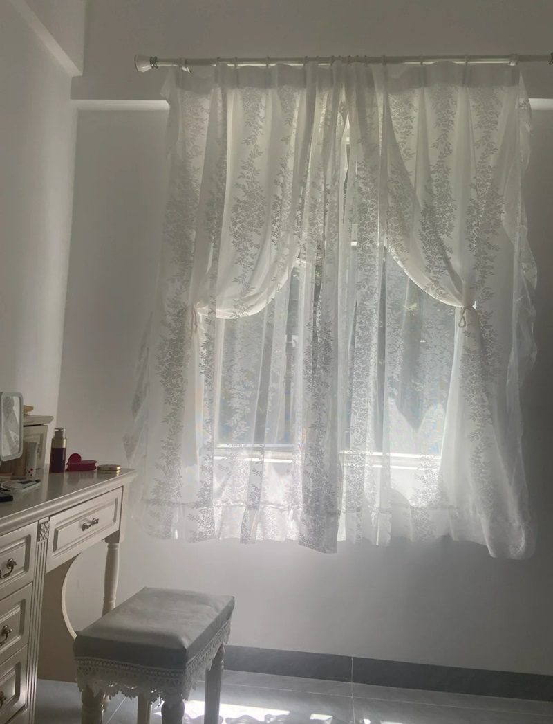 trang trí cửa sổ 31