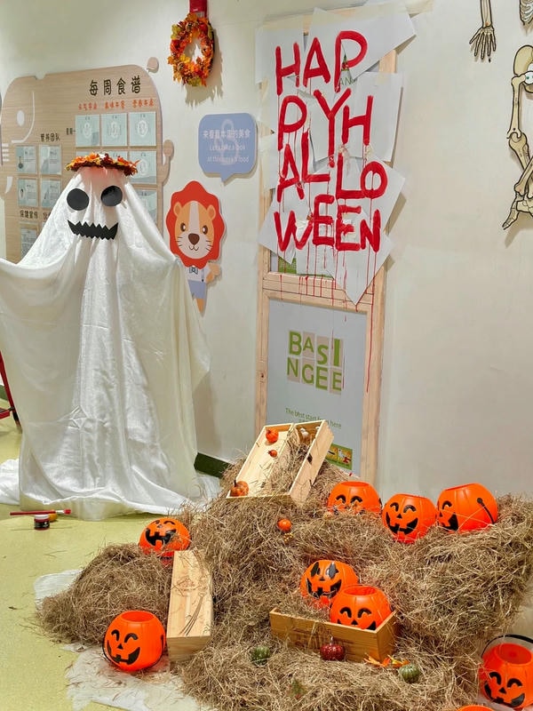 trang trí halloween mầm non 4