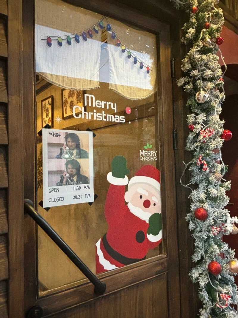 trang trí noel cho cửa hàng 17