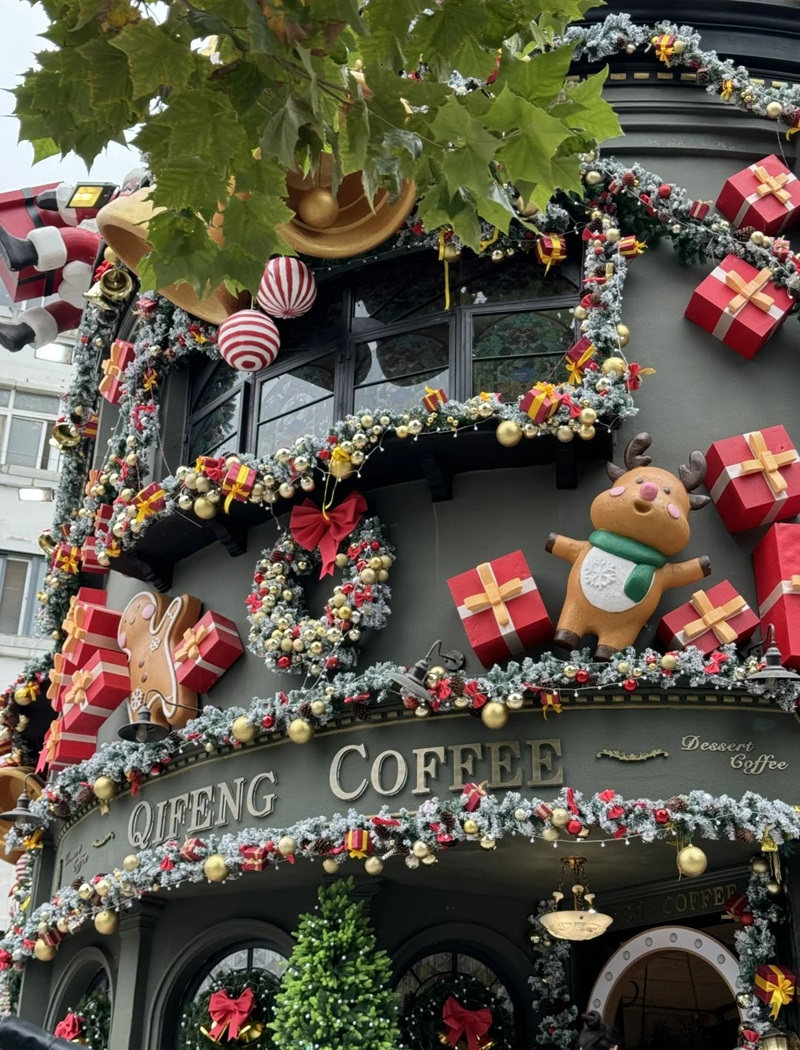 trang trí noel cho cửa hàng 22