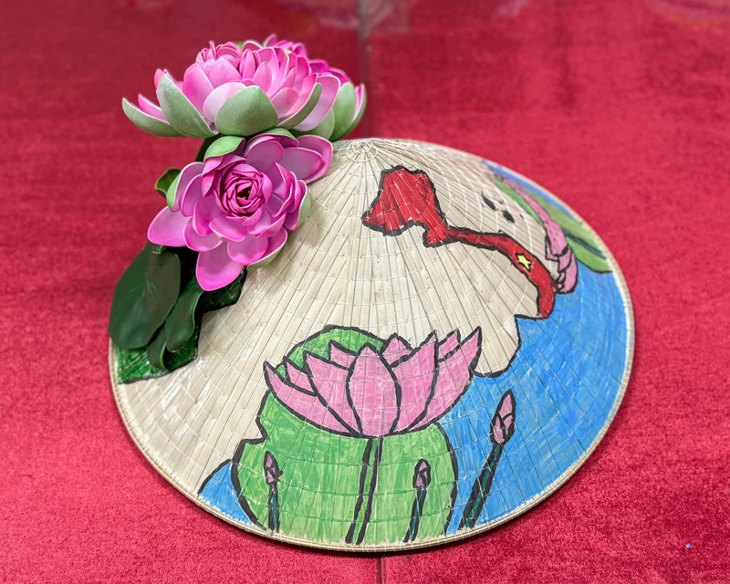 trang trí nón lá 20 11