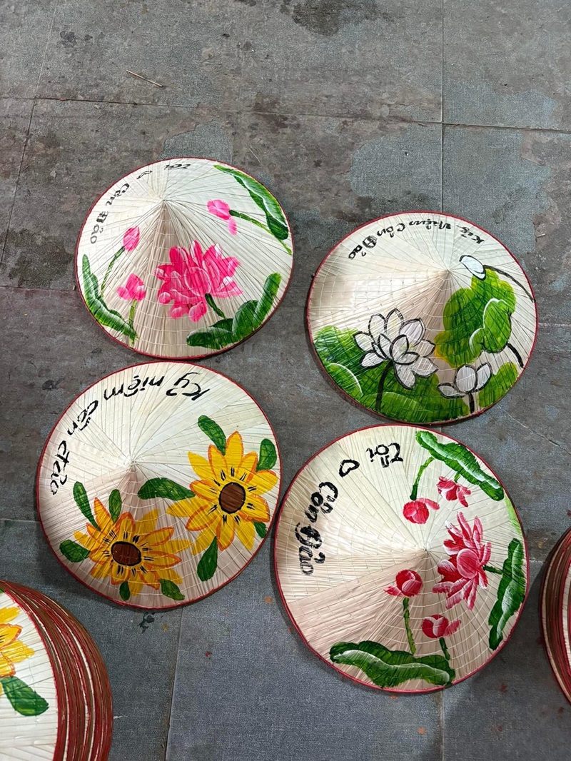 trang trí nón lá 37