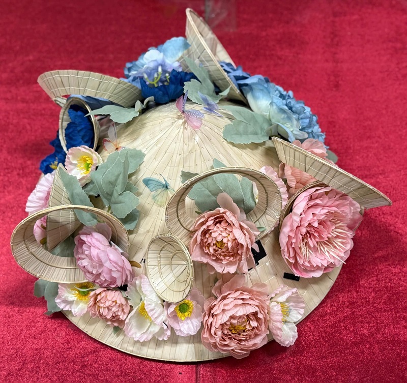 trang trí nón lá 5