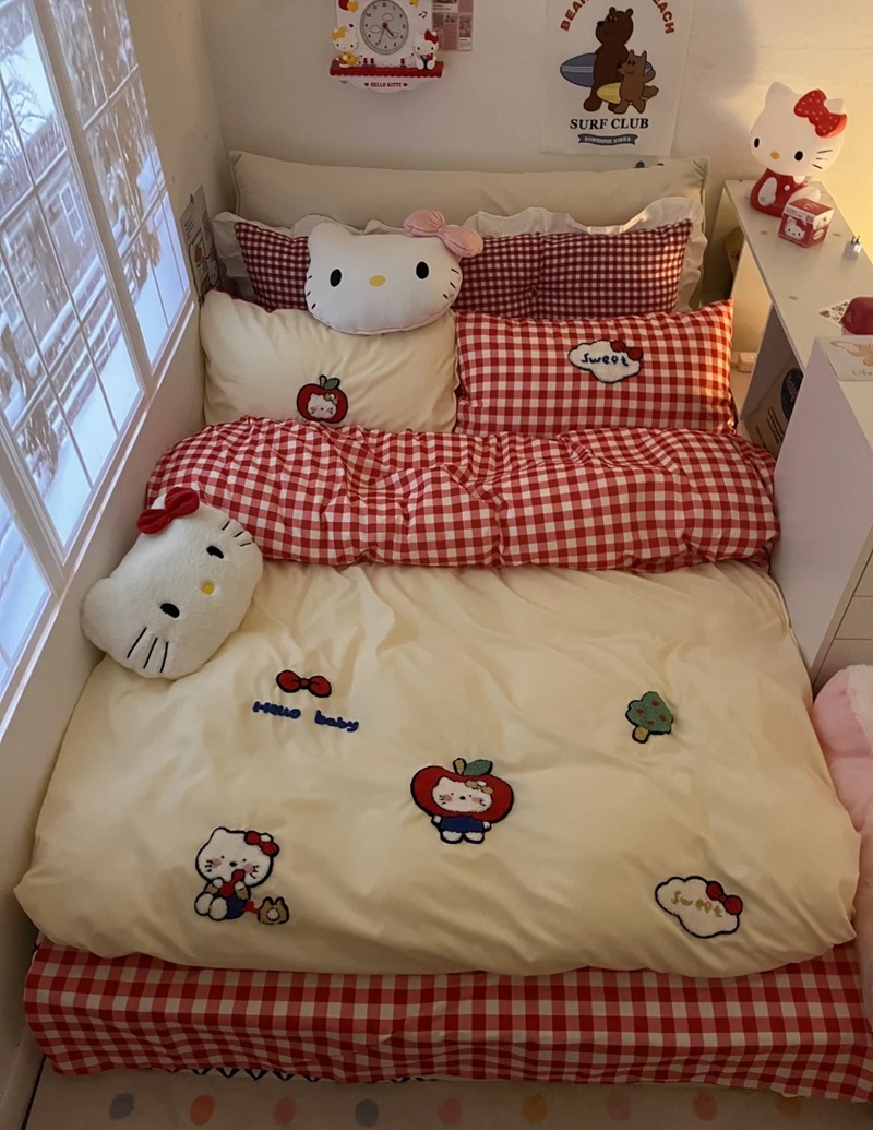 trang trí phòng hello kitty 14