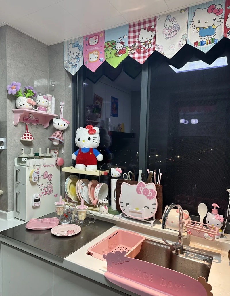 trang trí phòng hello kitty 29