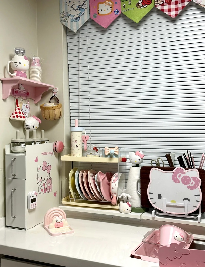 trang trí phòng hello kitty 39