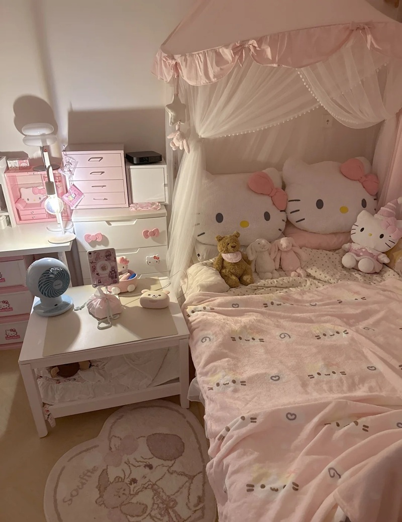 trang trí phòng hello kitty 9