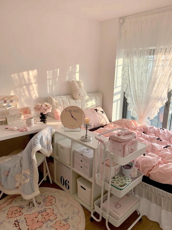 trang trí phòng ngủ nhỏ cho nữ 17