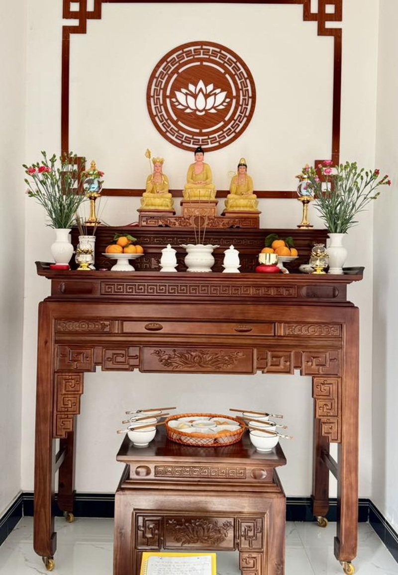 trang trí phòng thờ 13