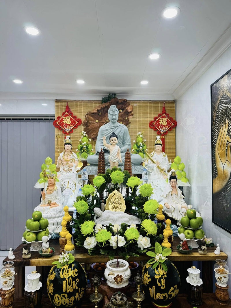 trang trí phòng thờ 28