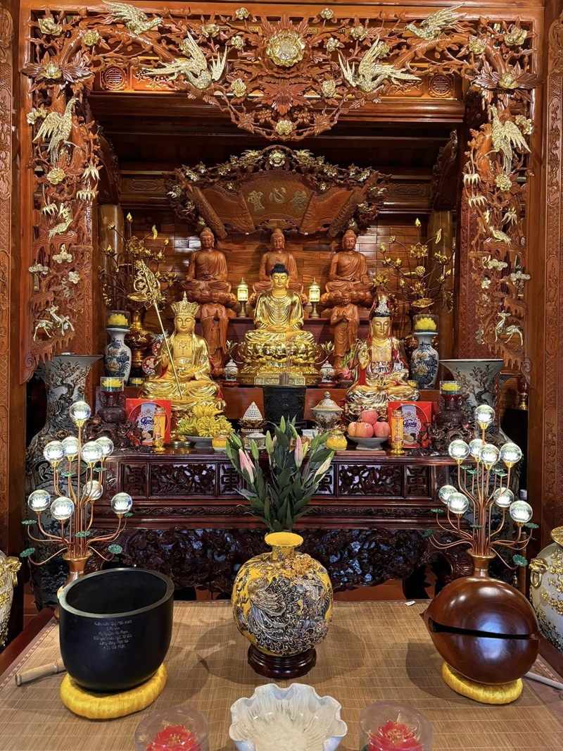 trang trí phòng thờ 35