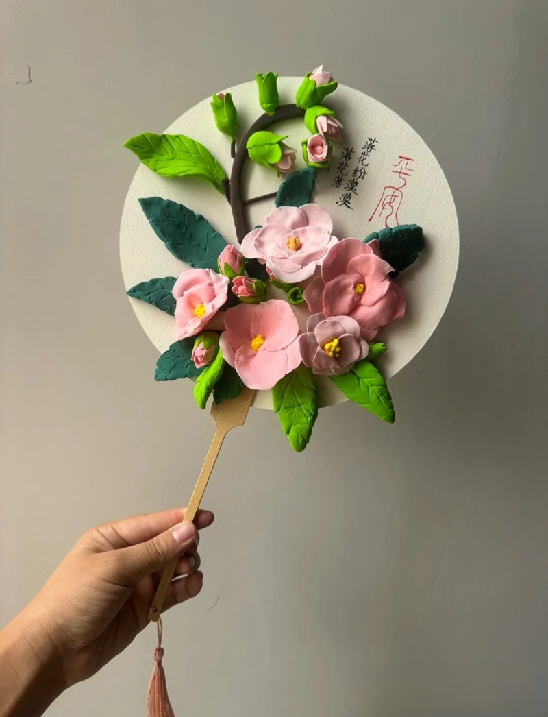 trang trí quạt giấy 2