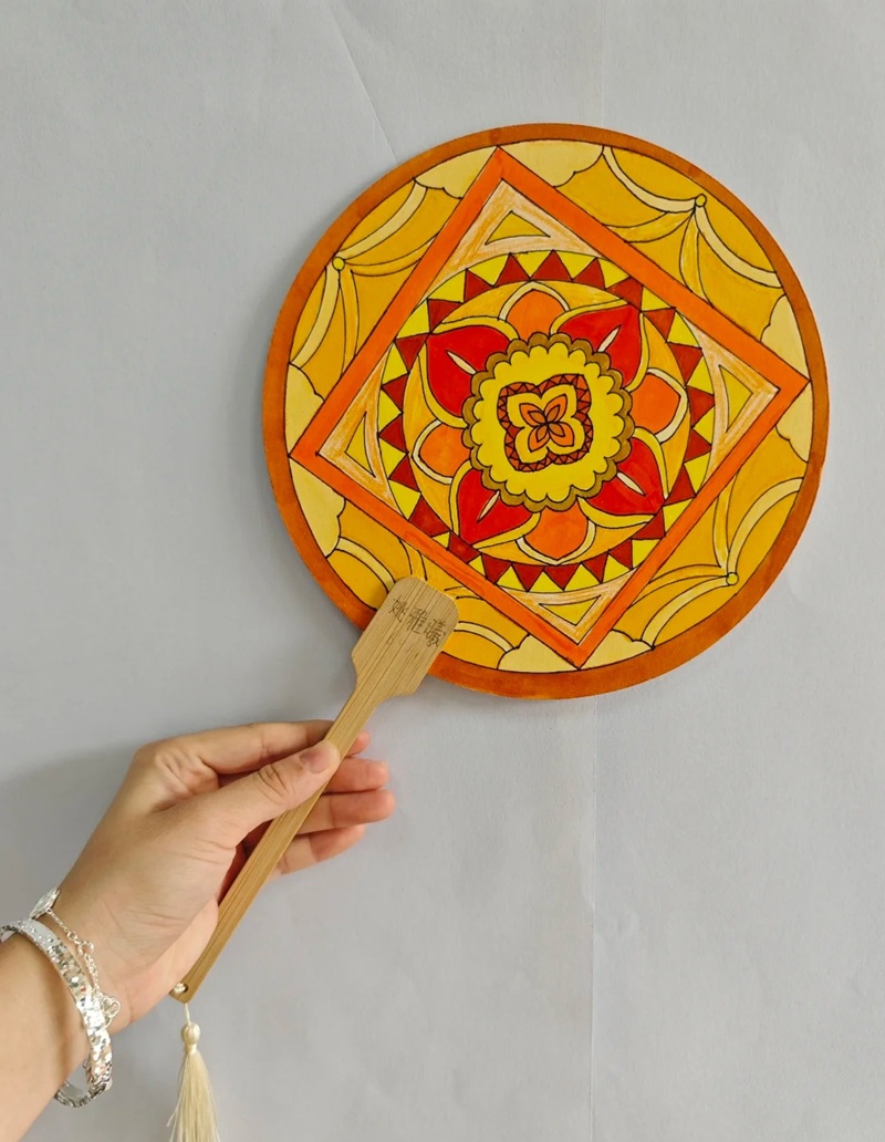 trang trí quạt giấy 29