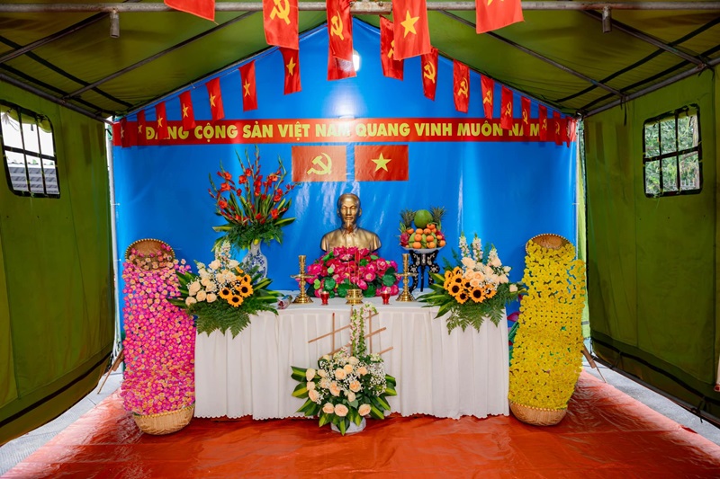 trang trí trại 32