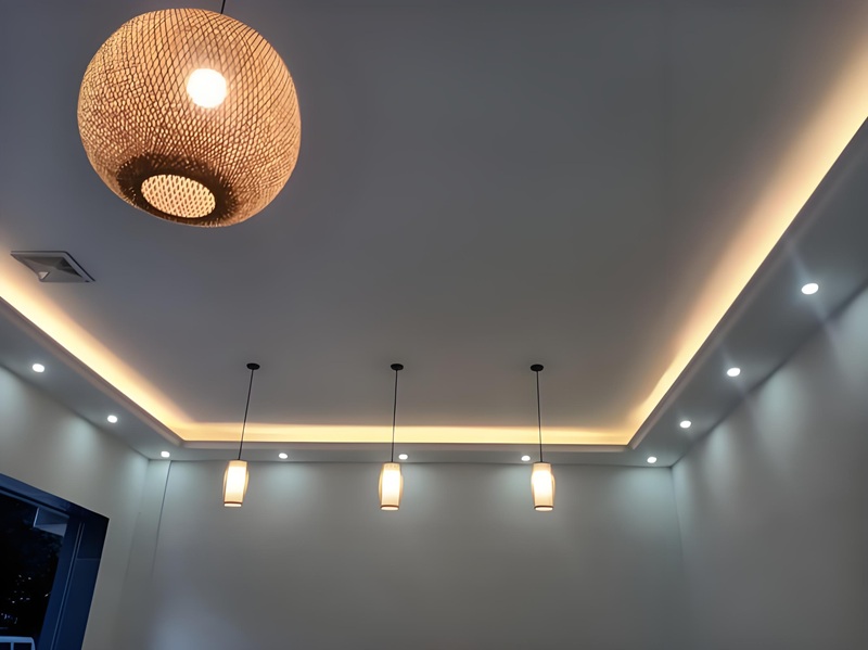 trang trí trần nhà 38