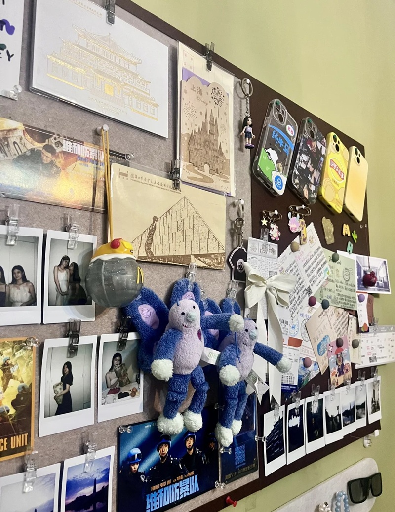 trang trí tường phòng ngủ 10