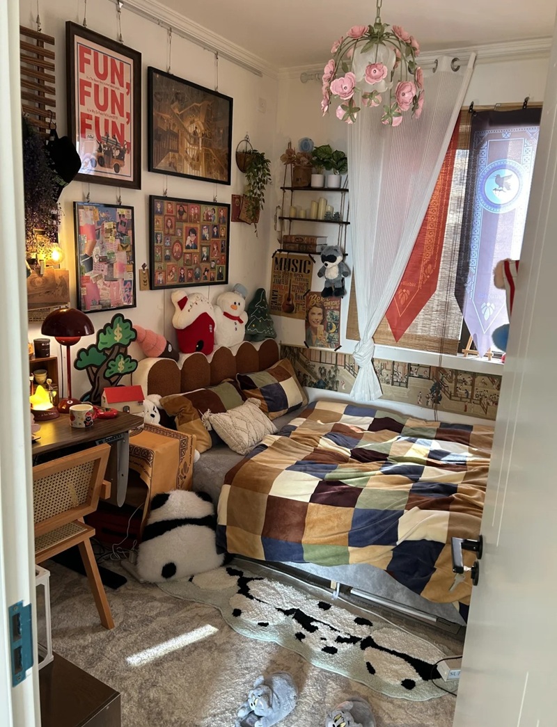 trang trí tường phòng ngủ 24