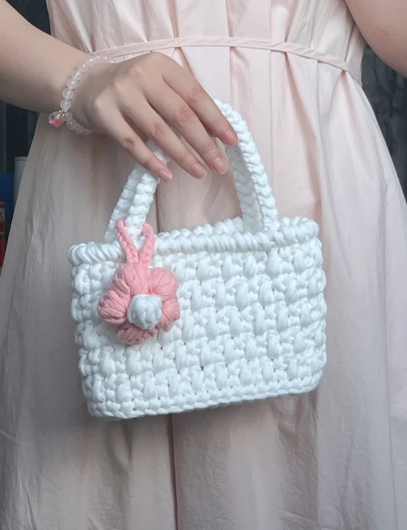 trang trí túi xách 16