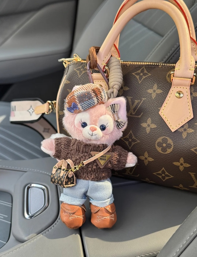 trang trí túi xách 23