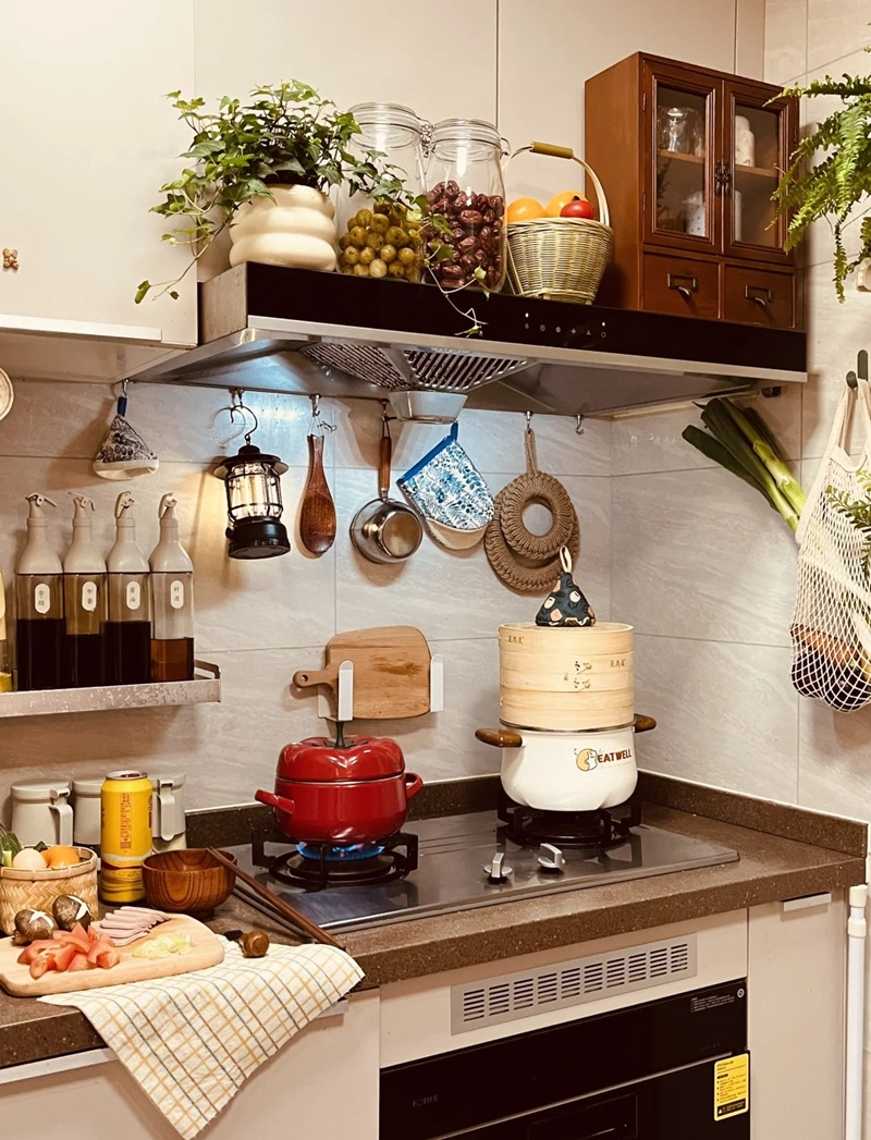 trang trí tường bếp 28