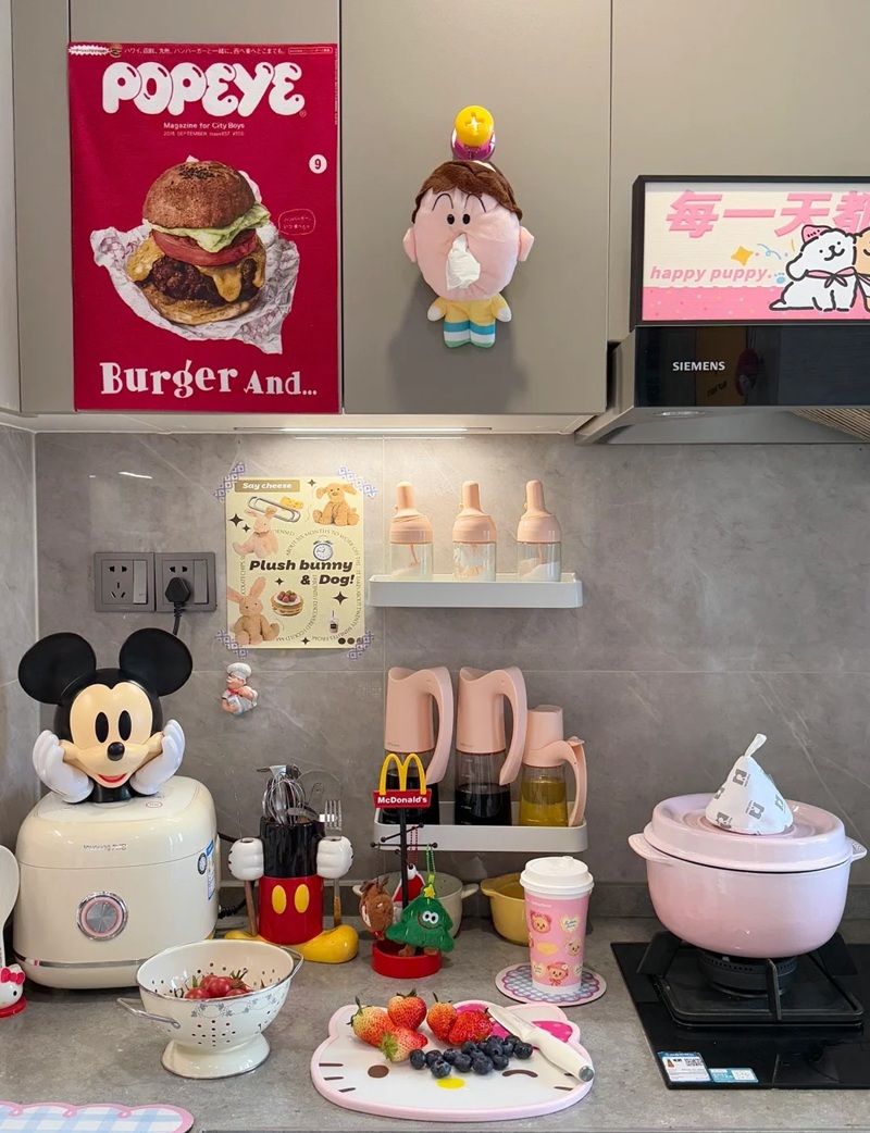 trang trí tường bếp 9