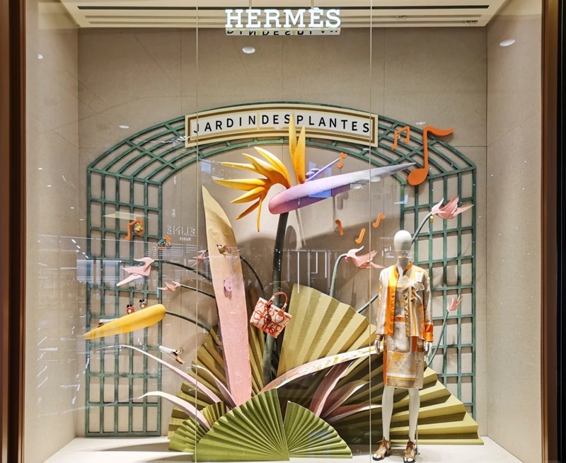 trang trí window display 10