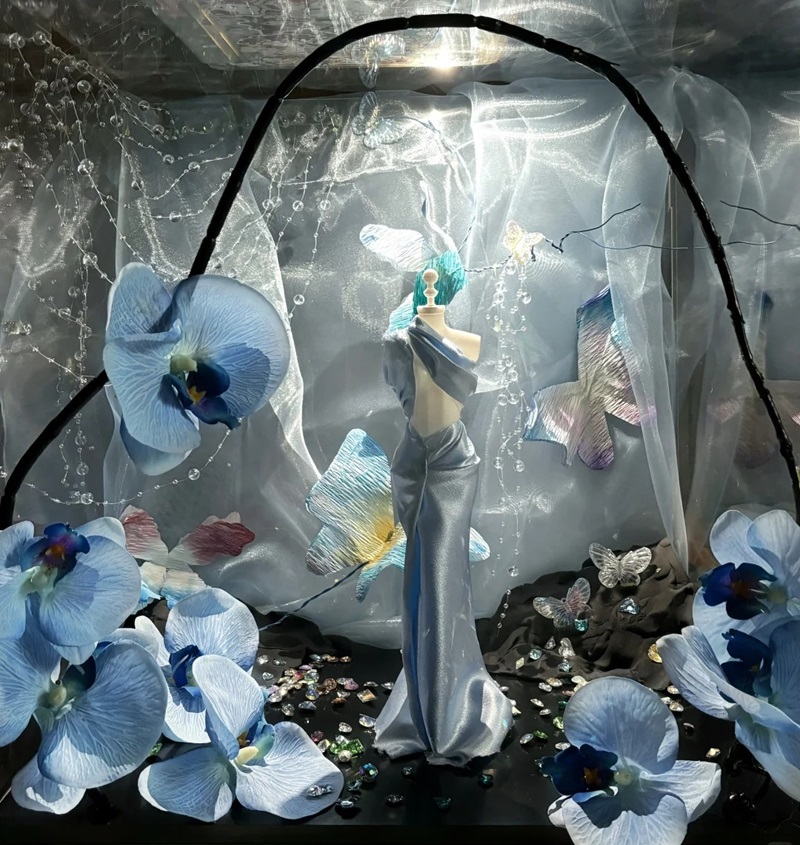 trang trí window display 18