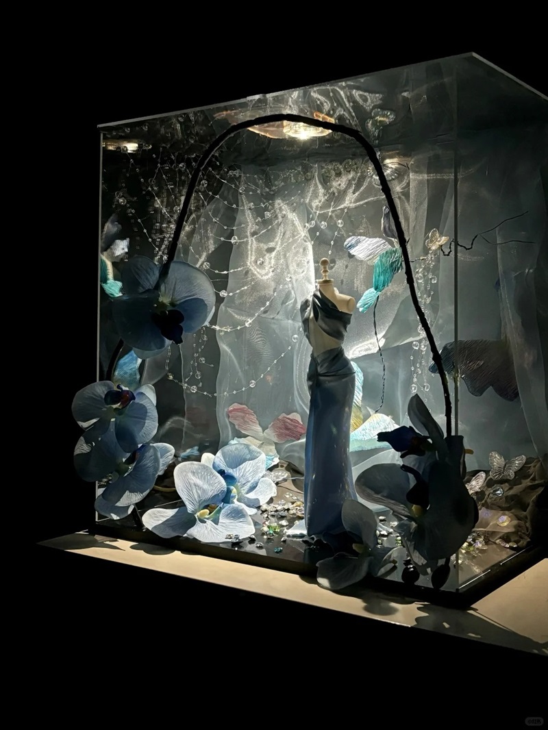 trang trí window display 20