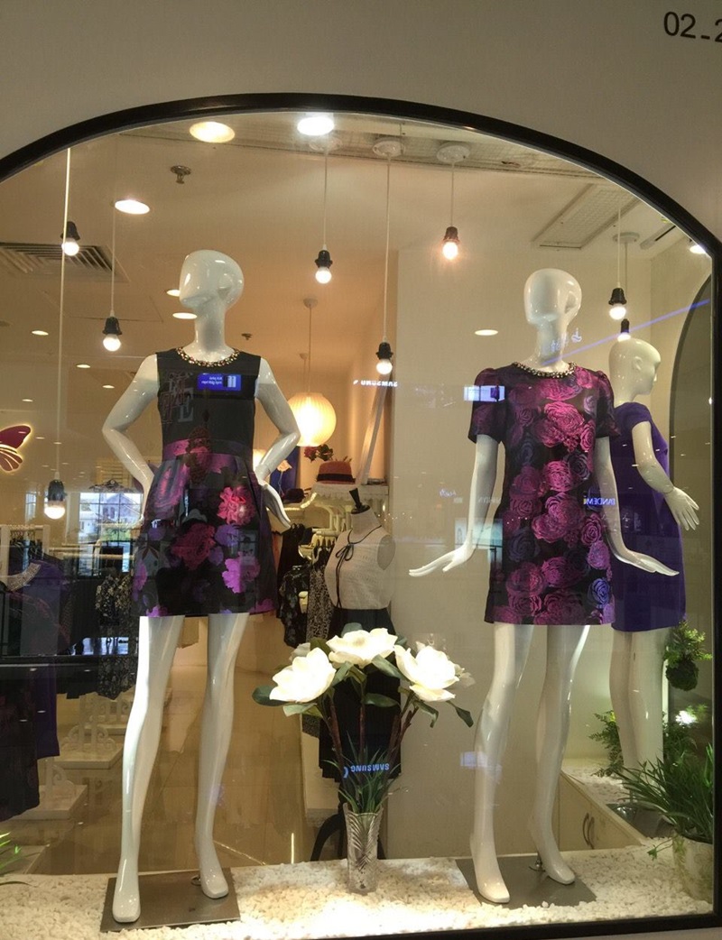trang trí window display 31