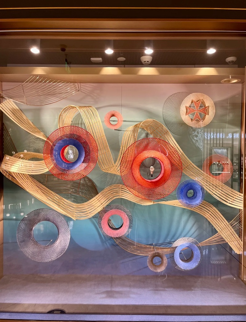 trang trí window display 37