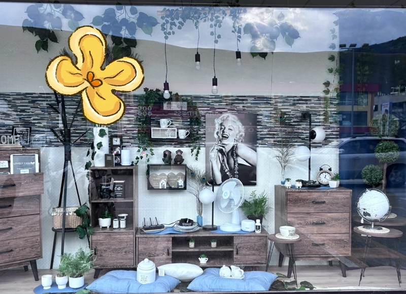 trang trí window display 9